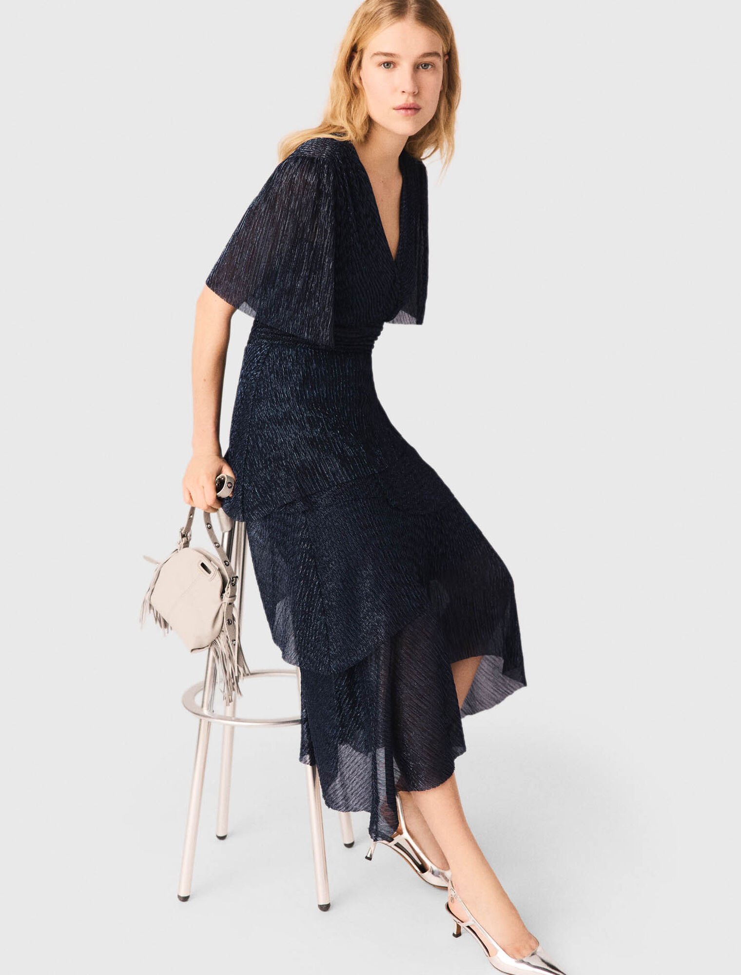 Metallisches Midikleid mit Volants