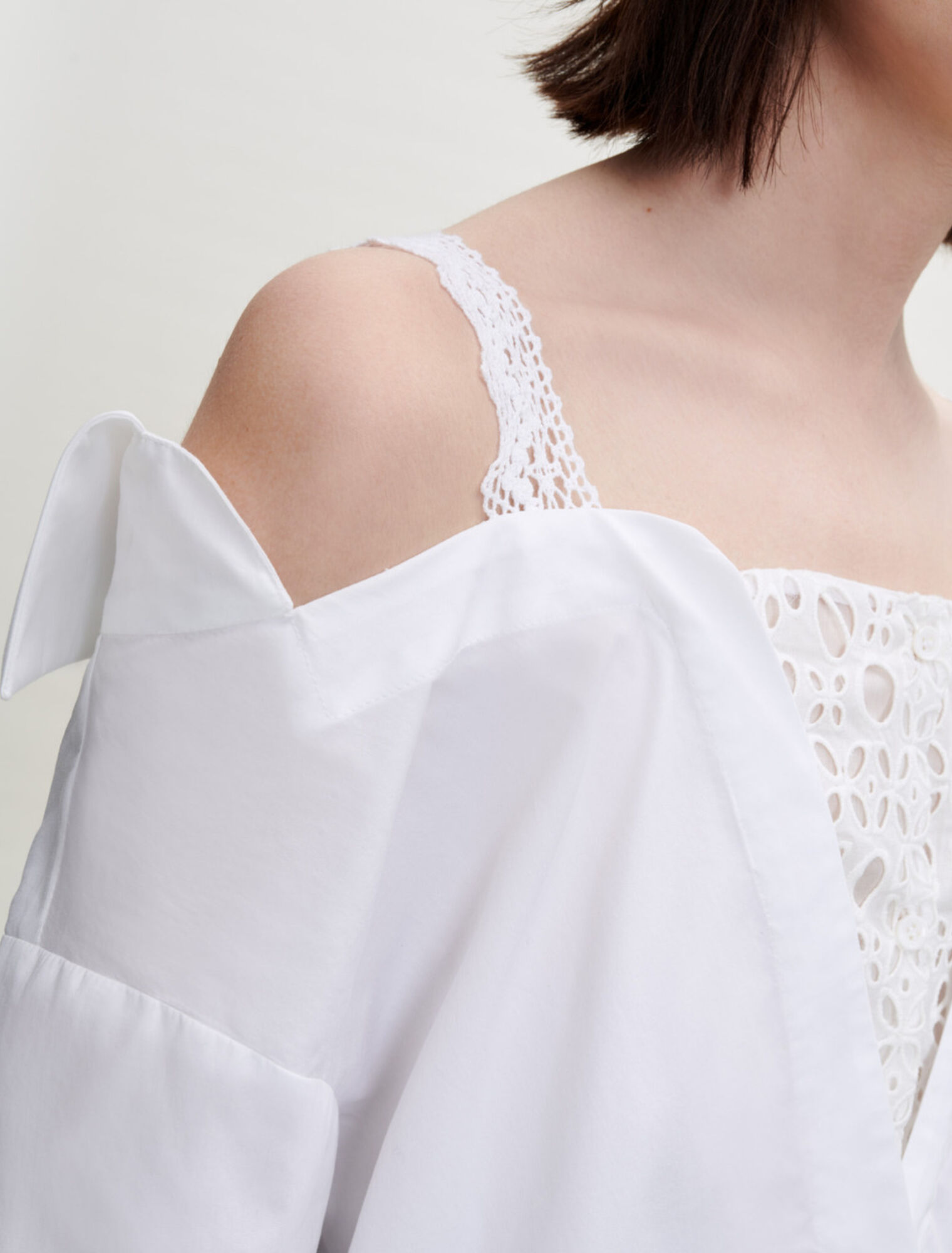 Trompe l'oeil Shirt mit Spitze
