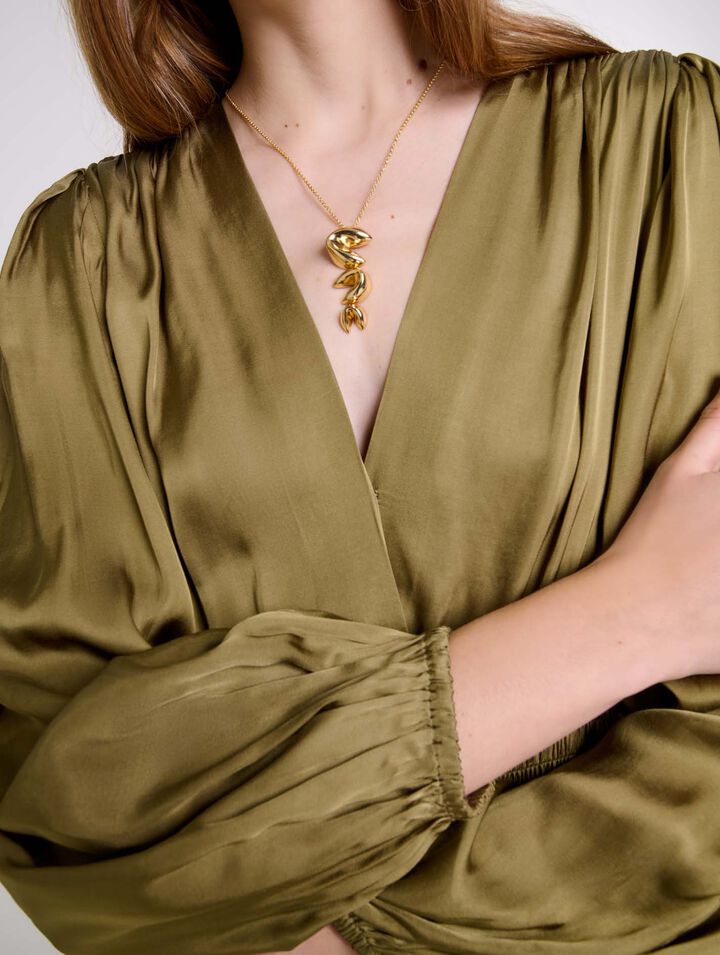 Langes Kleid mit Volants