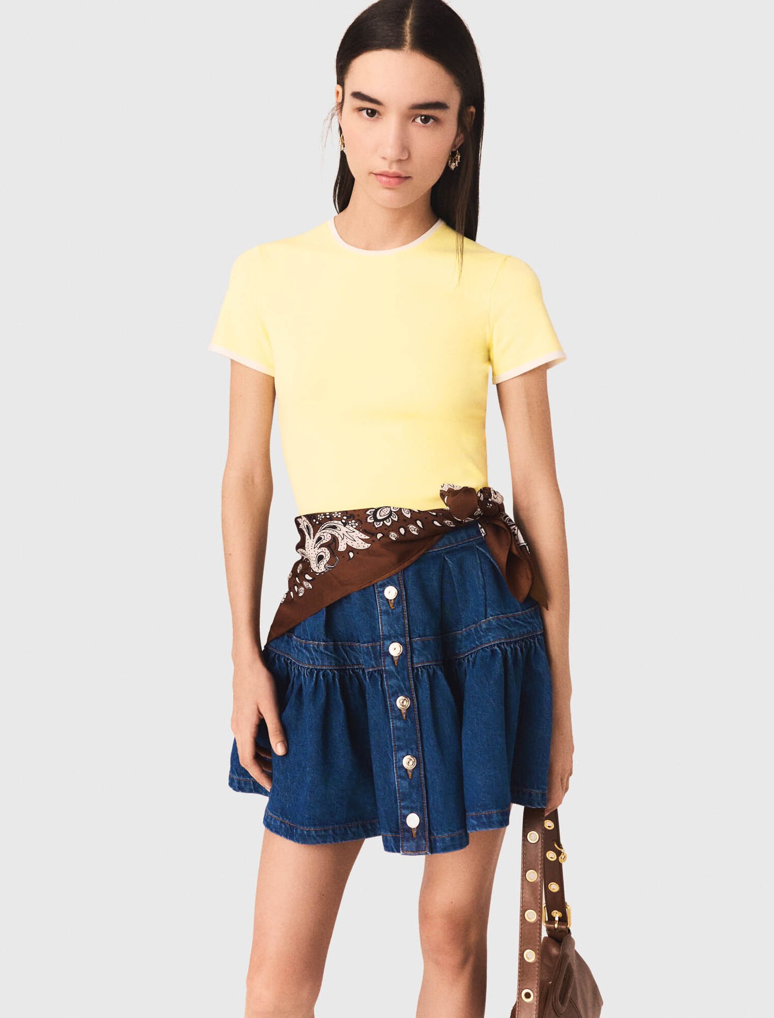 Pulli mit rundem R&uuml;ckenausschnitt