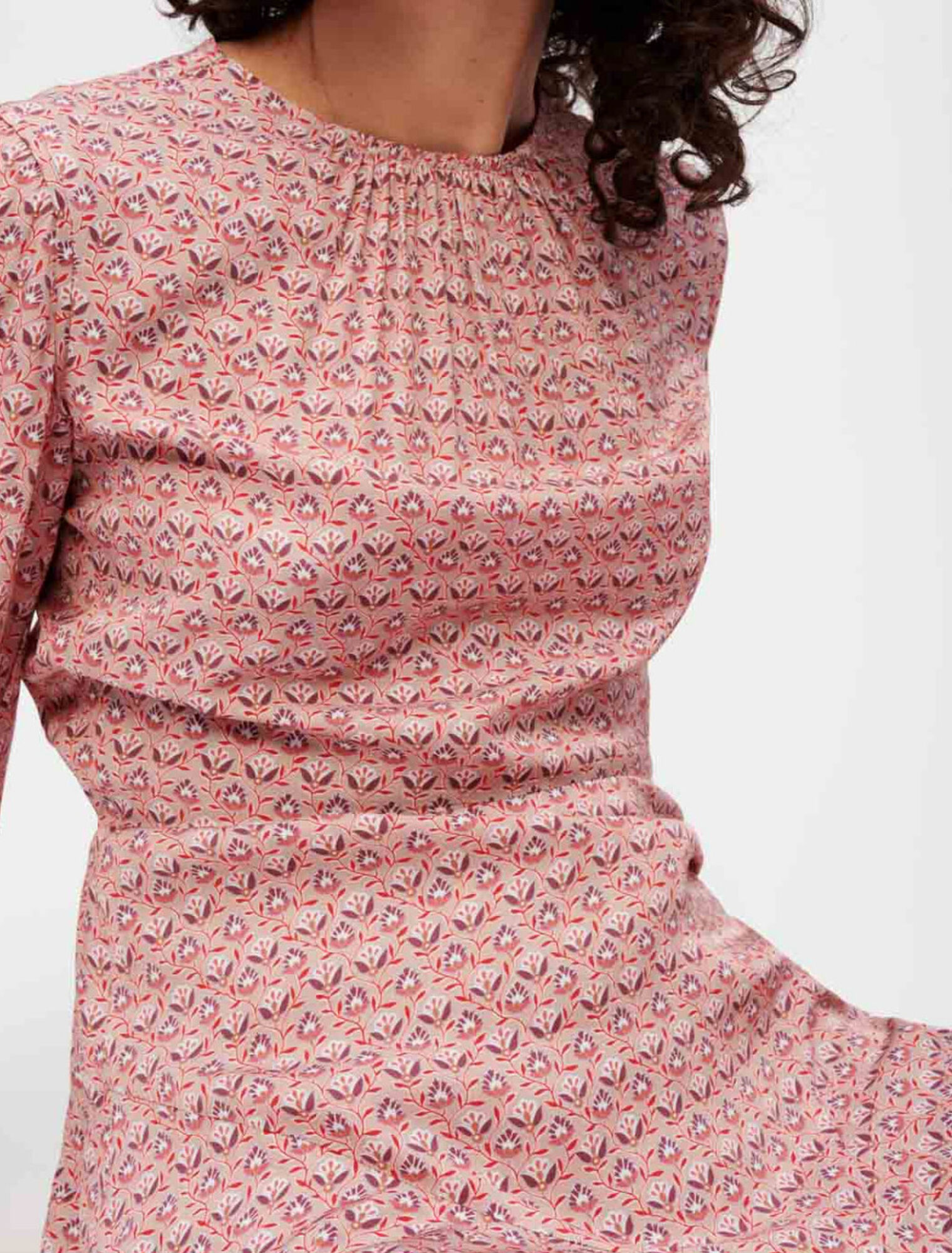 Bedrucktes Kleid aus Viskose