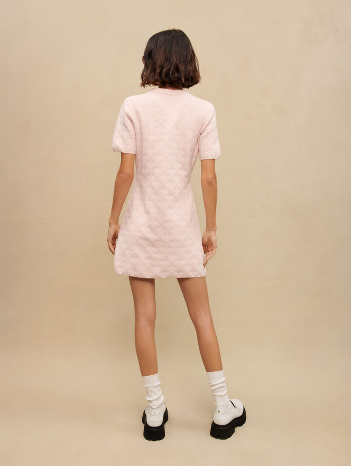 Rosa Kleid aus Struktur-Strick