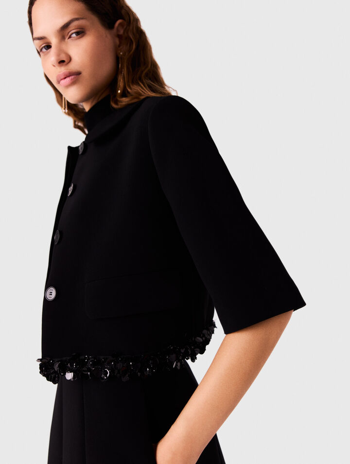 Kurze Cr&ecirc;pe-Jacke mit Perlen