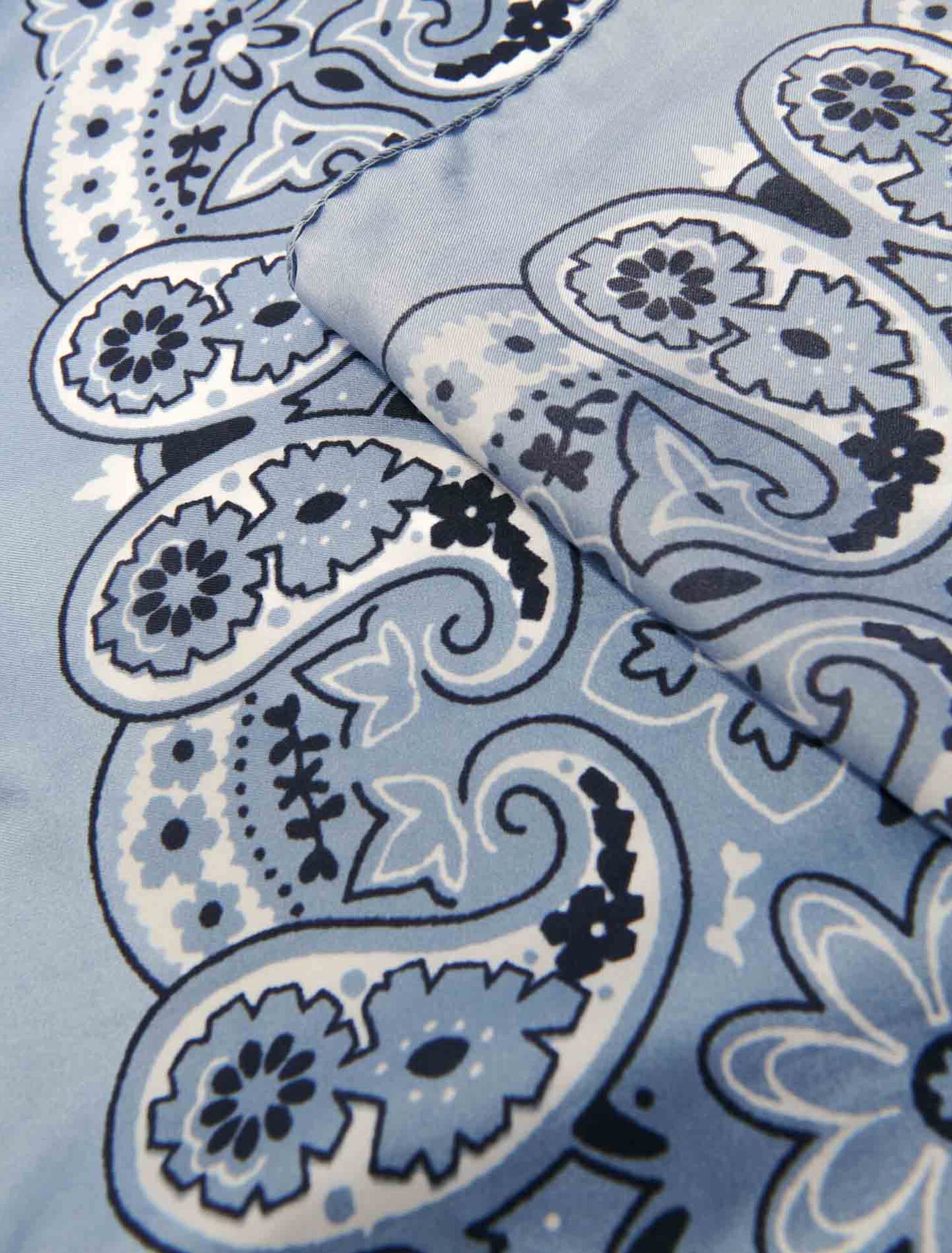 Halstuch mit Bandana-Print