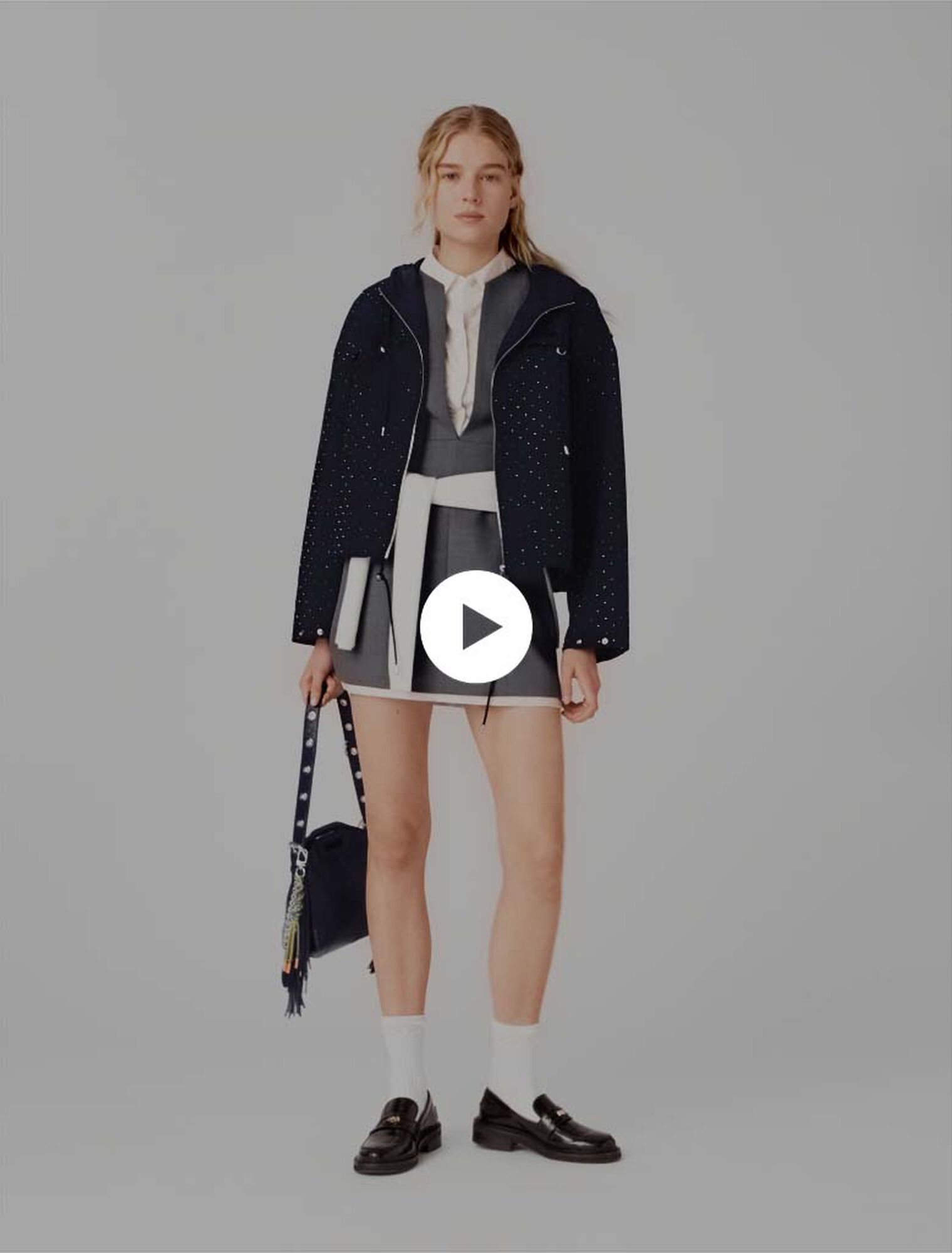 Windjacke mit Strass und Kapuze