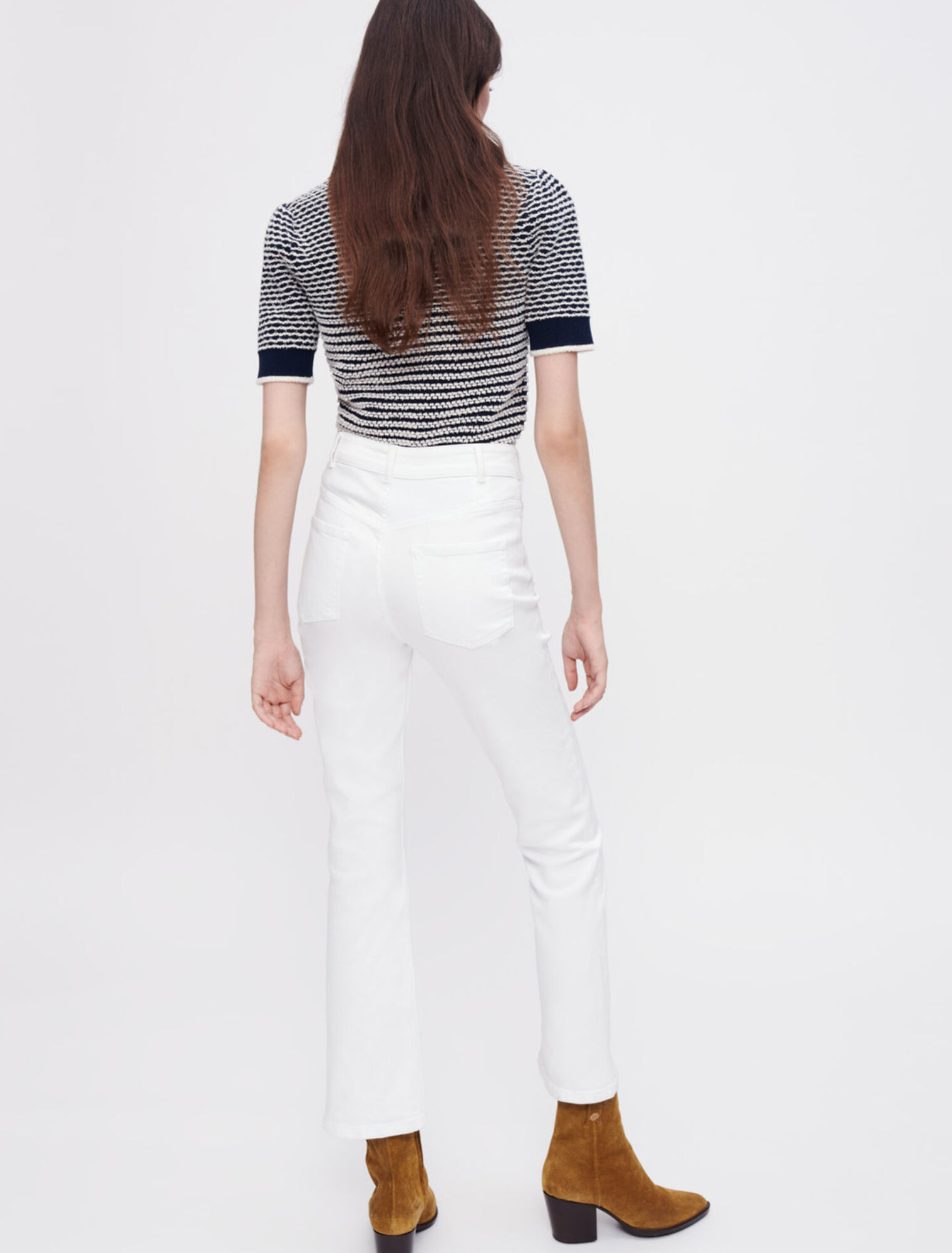 Ausgestellte Jeans mit Taschen