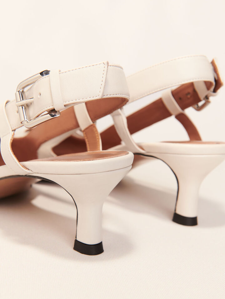 Slingback-Pumps mit Doppelschnalle