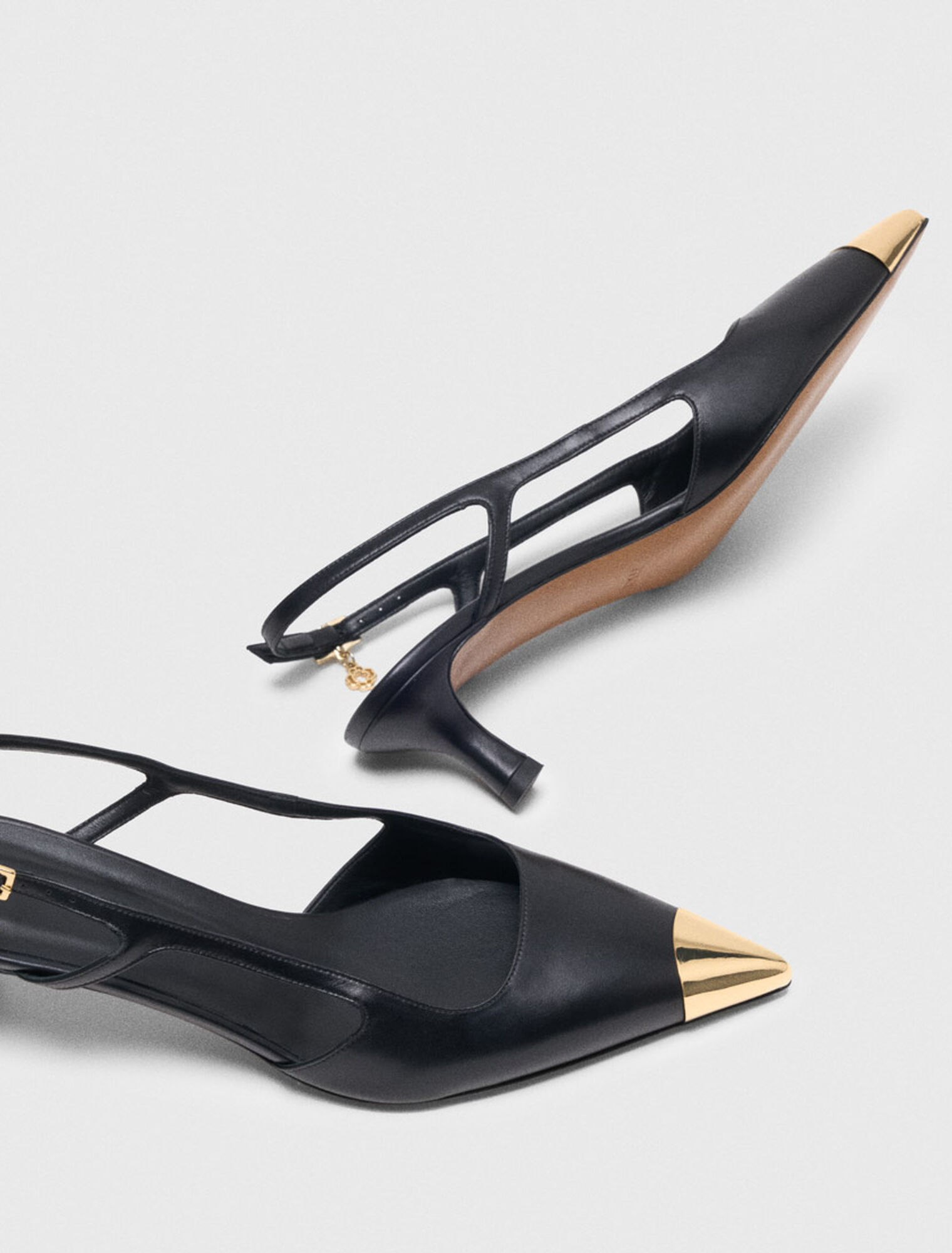 Slingback-Pumps aus Glattleder