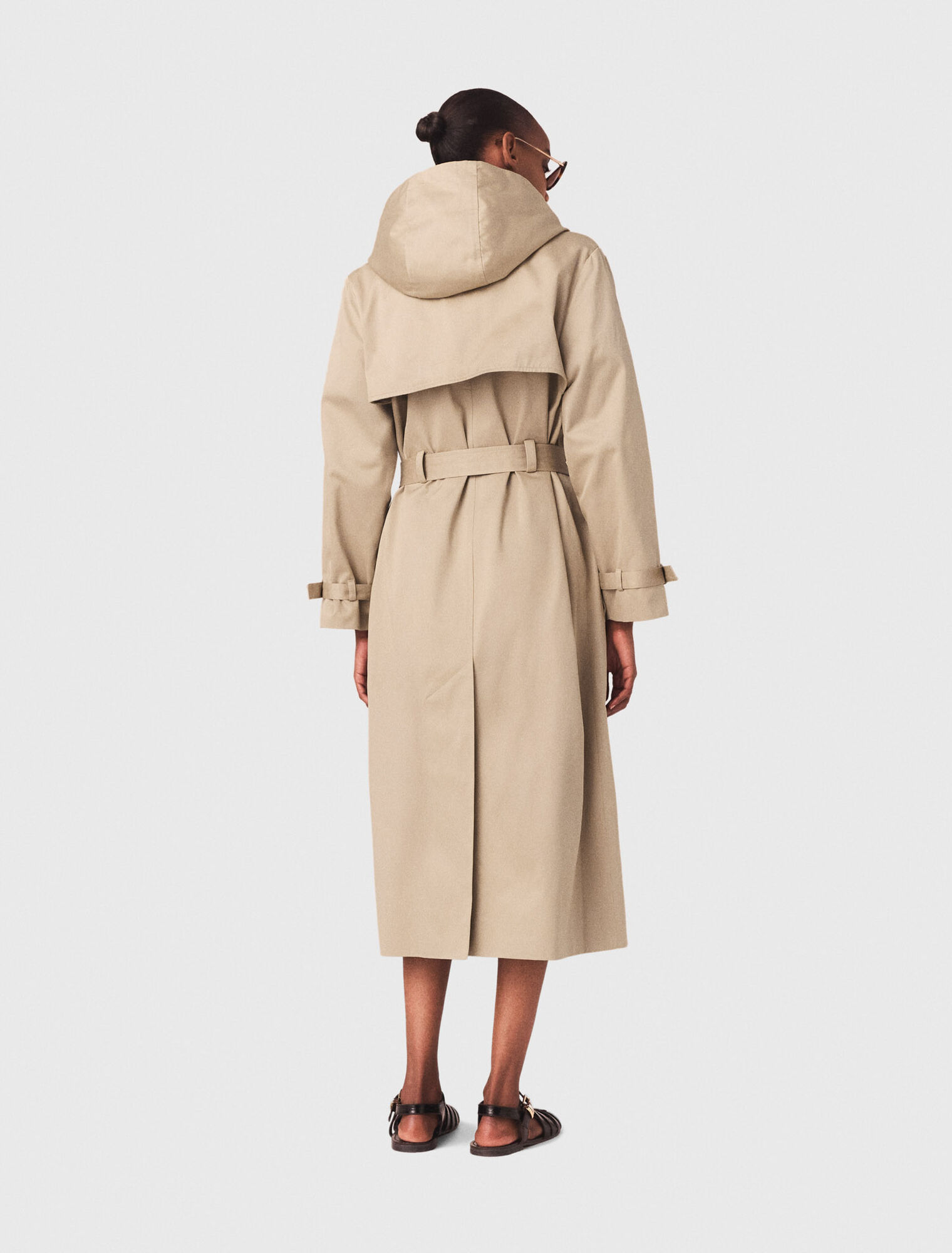 Trenchcoat mit abnehmbarer Kapuze