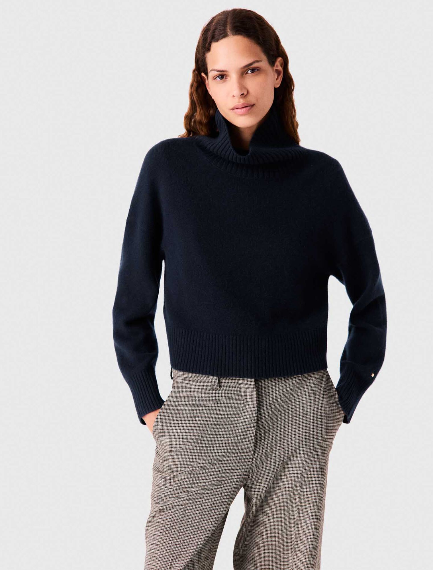 Kaschmirpullover mit Stehkragen