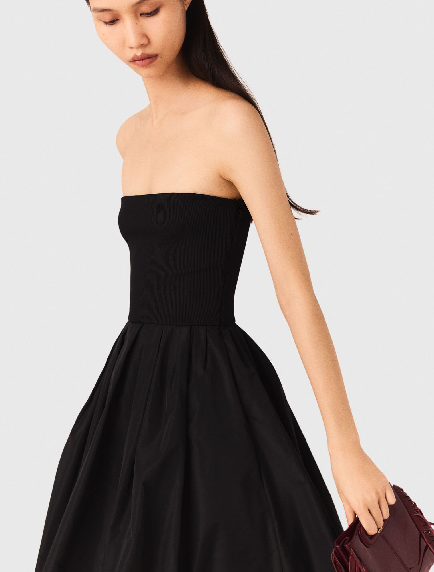 Bustierkleid aus Strick und Taft