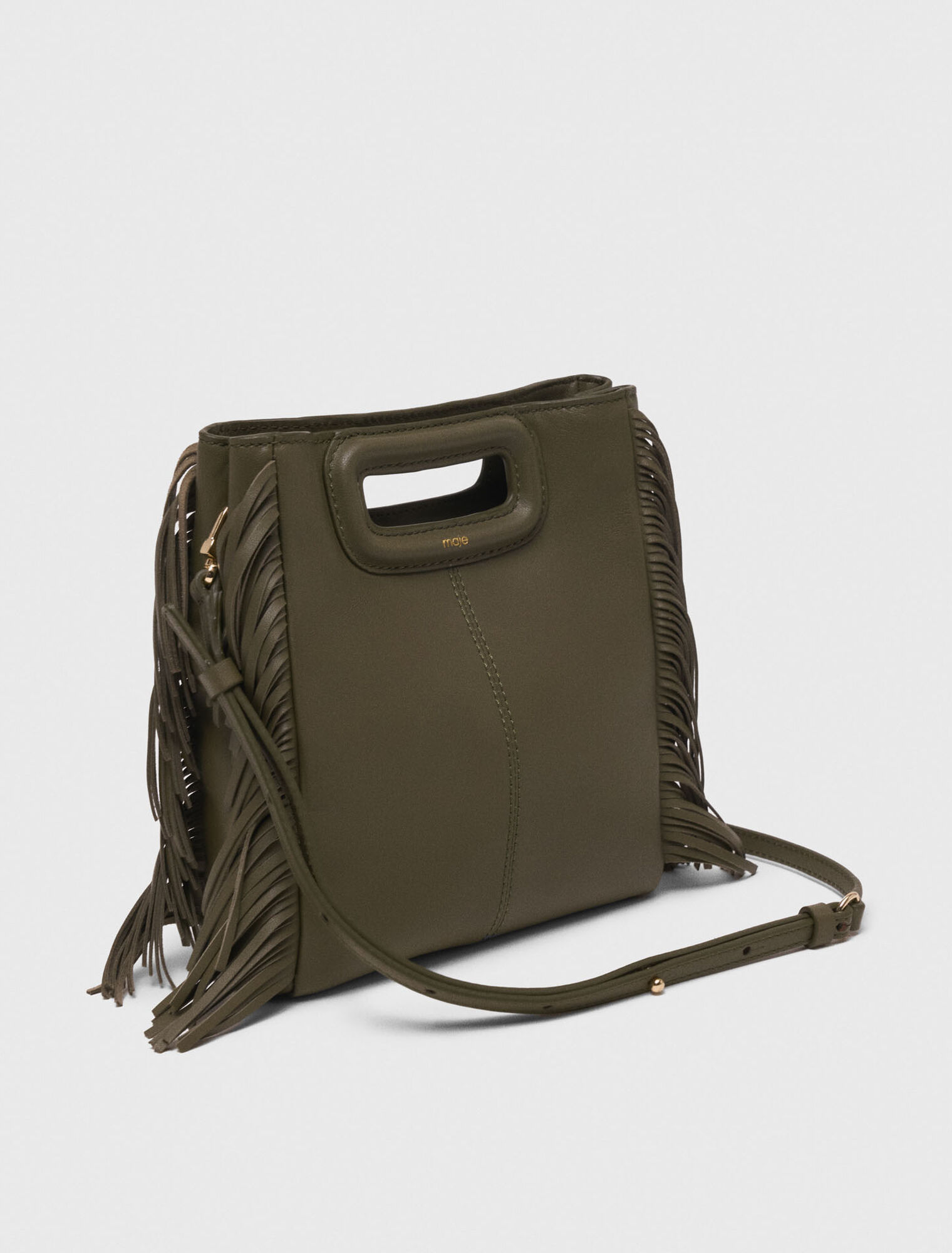 M-Tasche aus Glattleder mit Fransen
