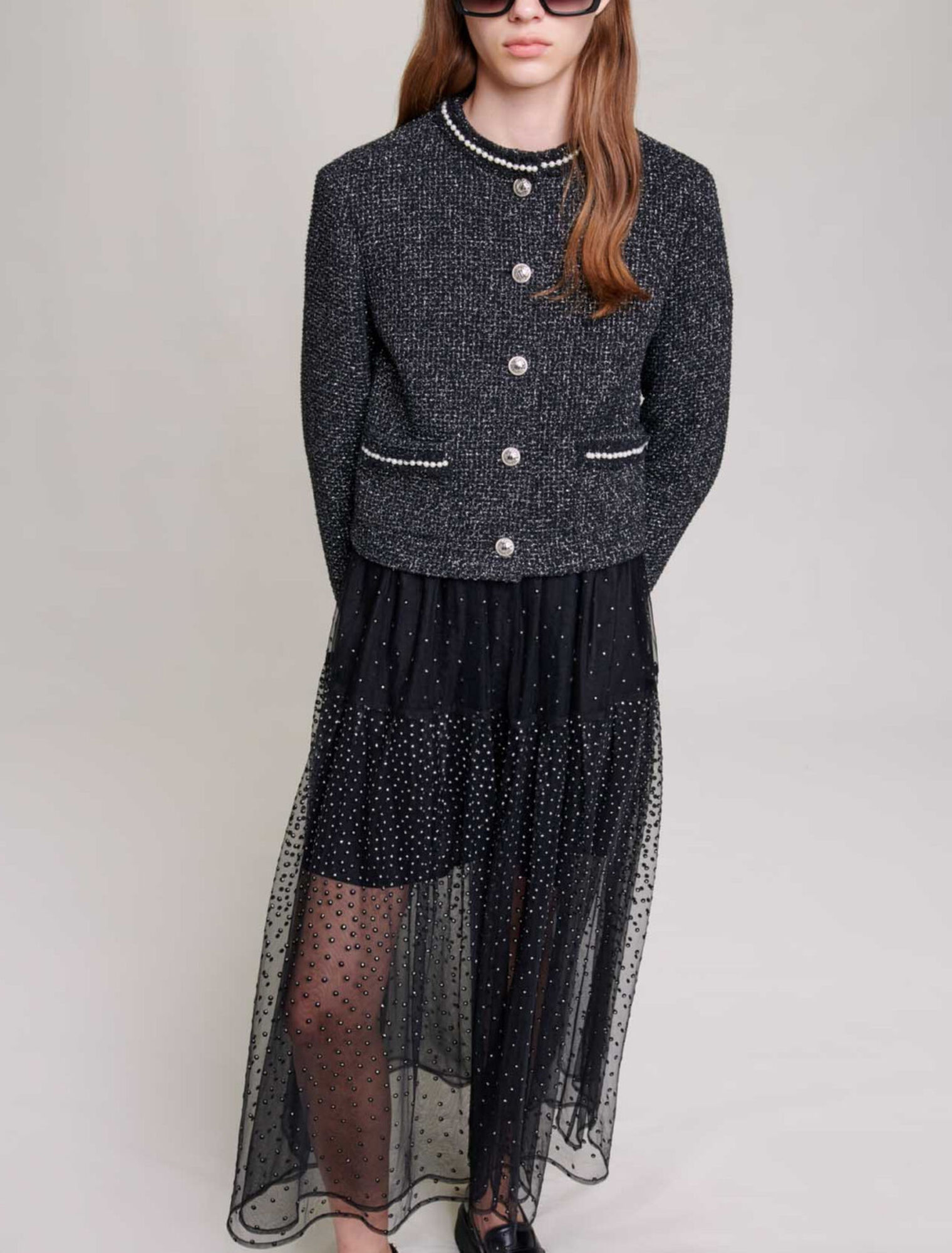 Kurze Jacke mit Perlen