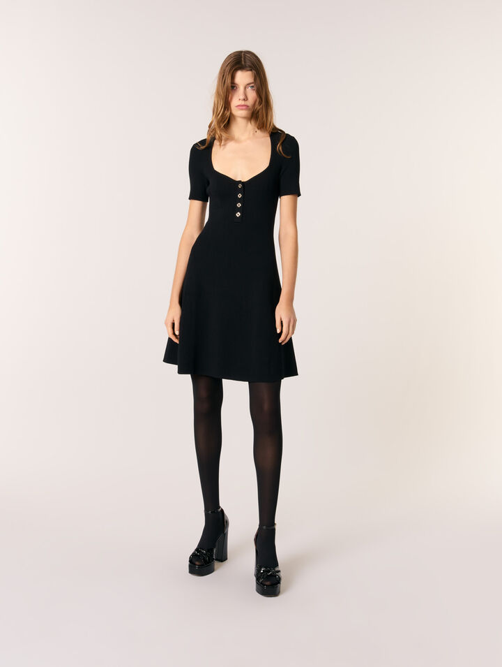 Kurzes Kleid aus Rippstrick