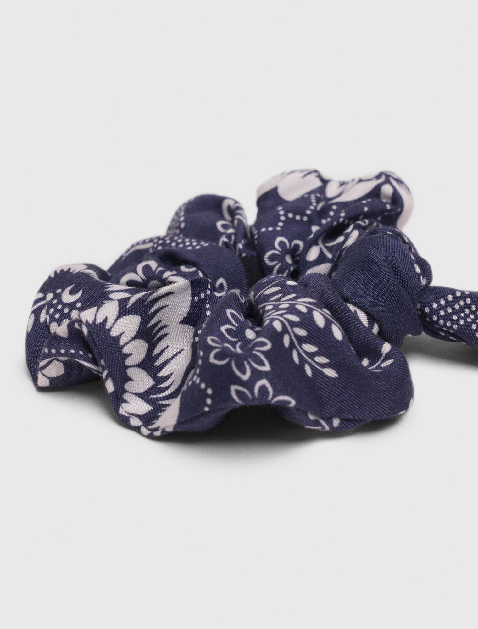 Bedrucktes Haargummi mit Twill