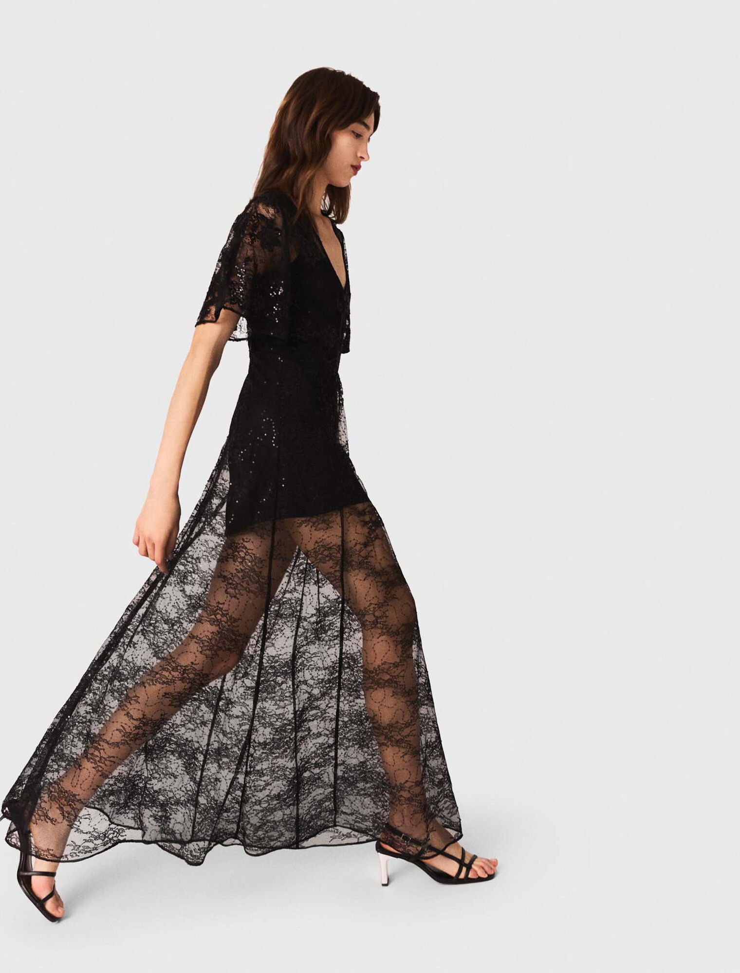 Langes Kleid aus Spitze