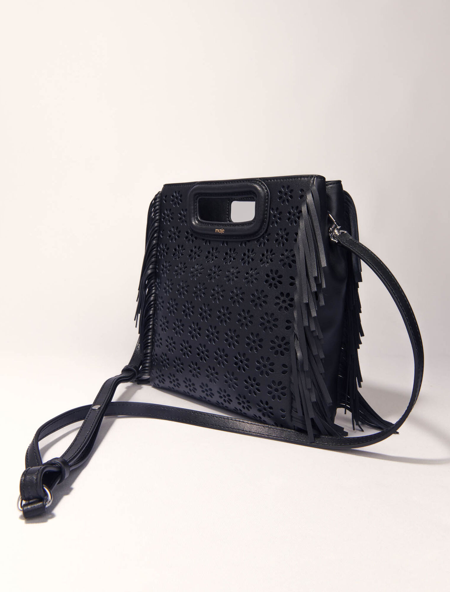 Tasche M aus perforiertem Leder