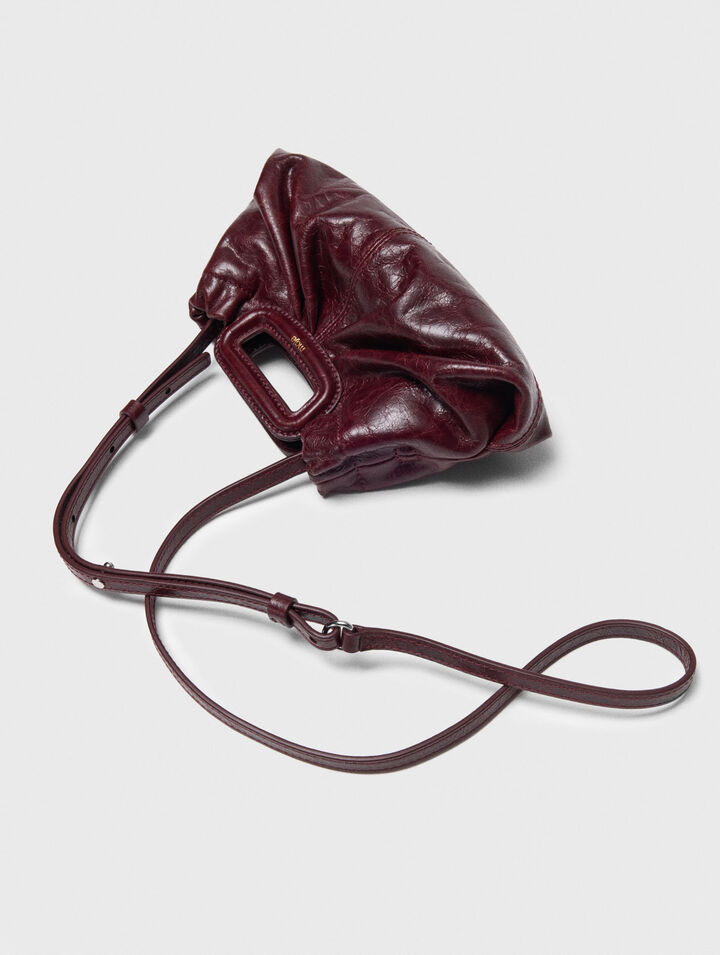 Mini-Clutch aus Craquelé-Leder