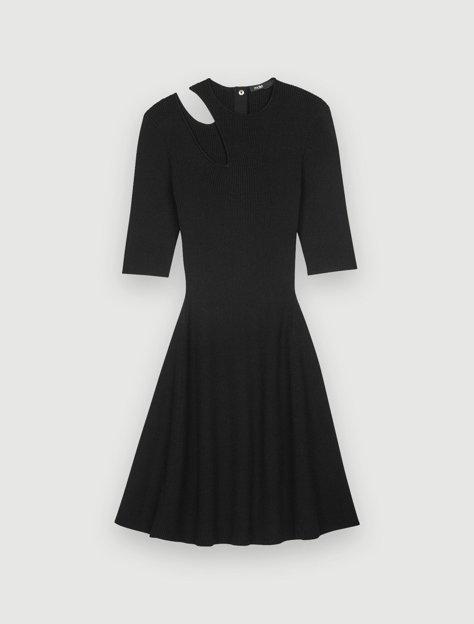 Strickkleid mit Cutout an den Schultern