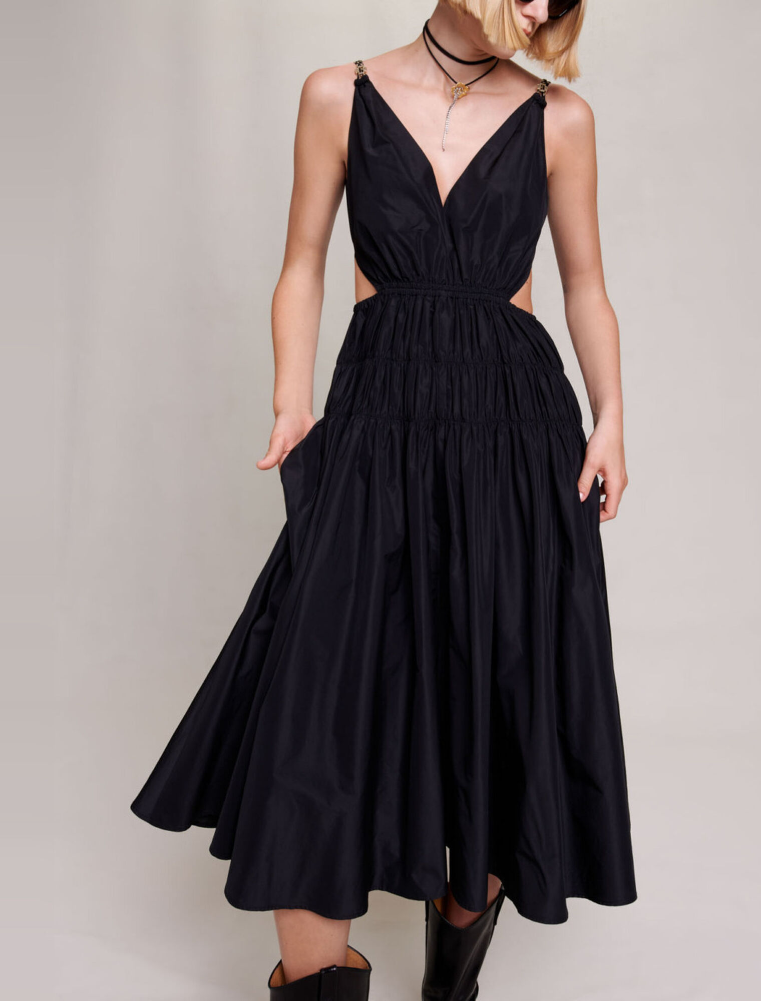 Taftkleid mit Cut-Out an der Taille