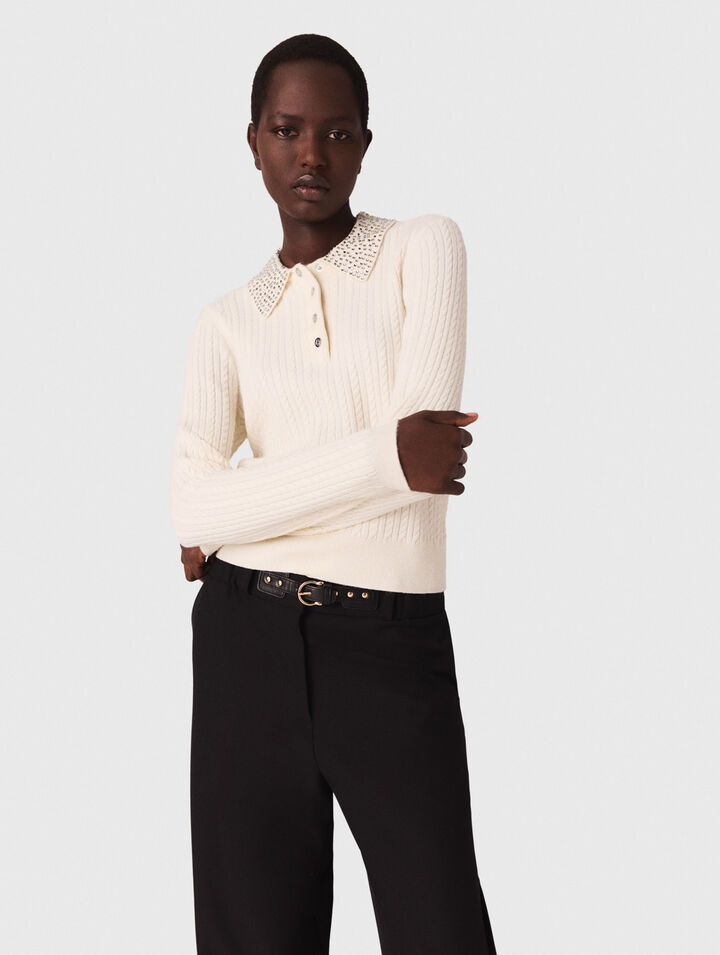 Poloshirt aus Strick mit Strasskragen