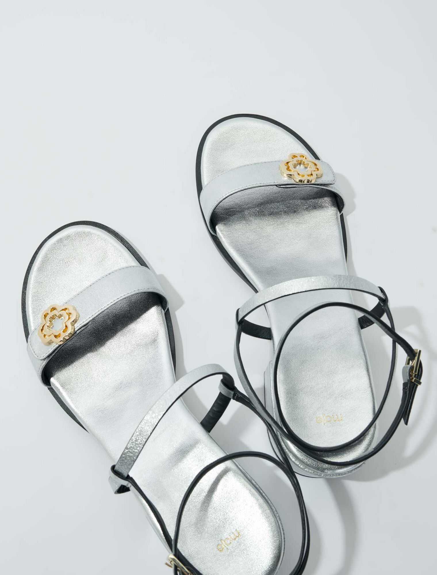 Ledersandalen mit Riemen