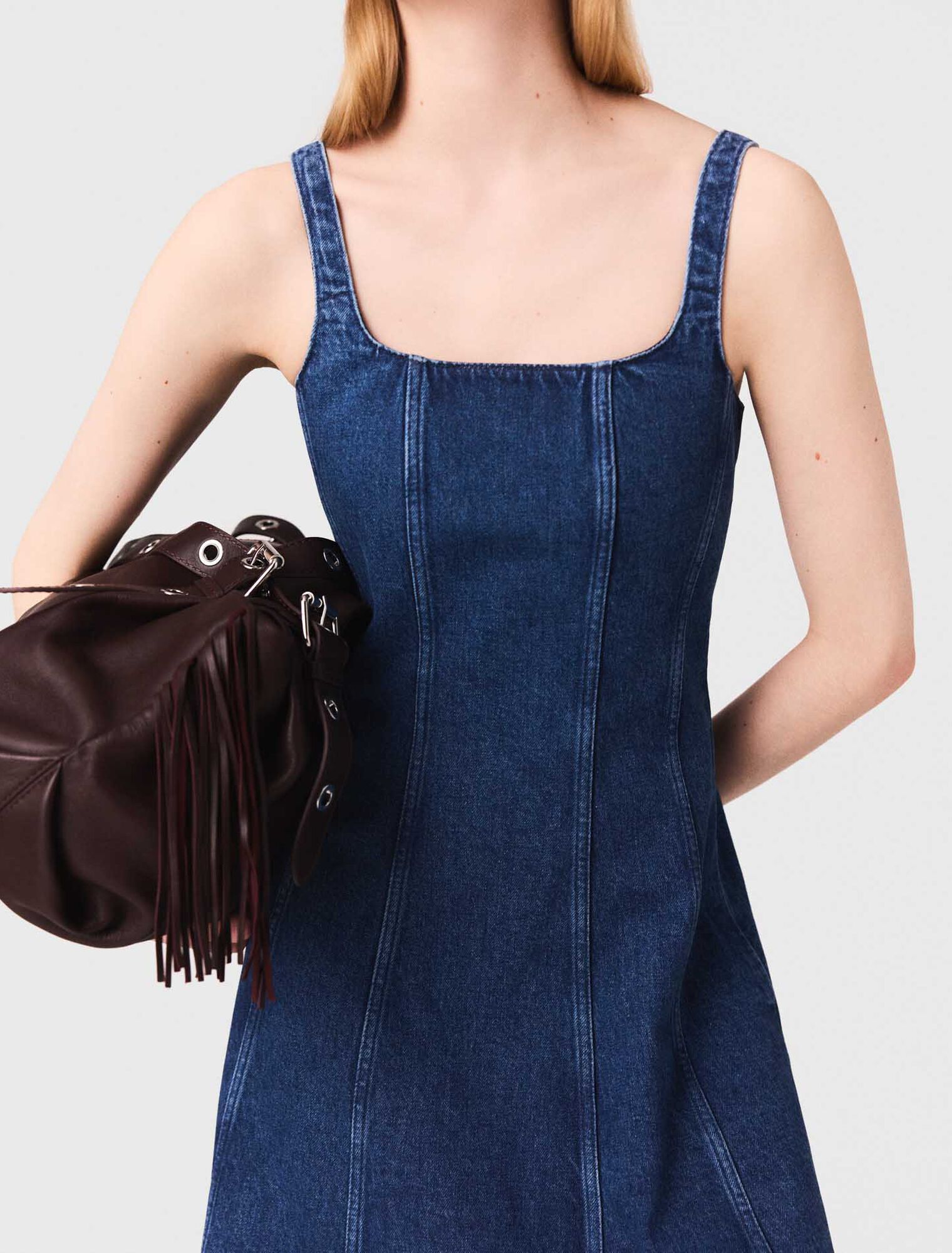 Langes Babydoll-Kleid aus Denim