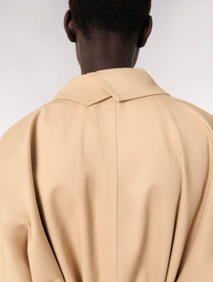 Langer Trenchcoat