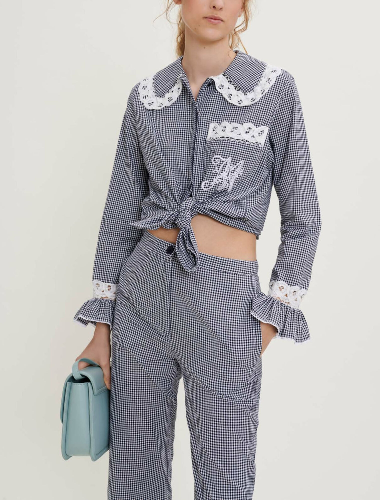 Hemd aus Vichykaro und Spitze