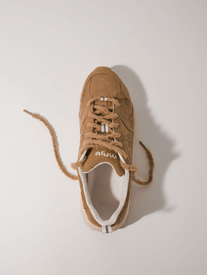 M Sneakers aus Cord