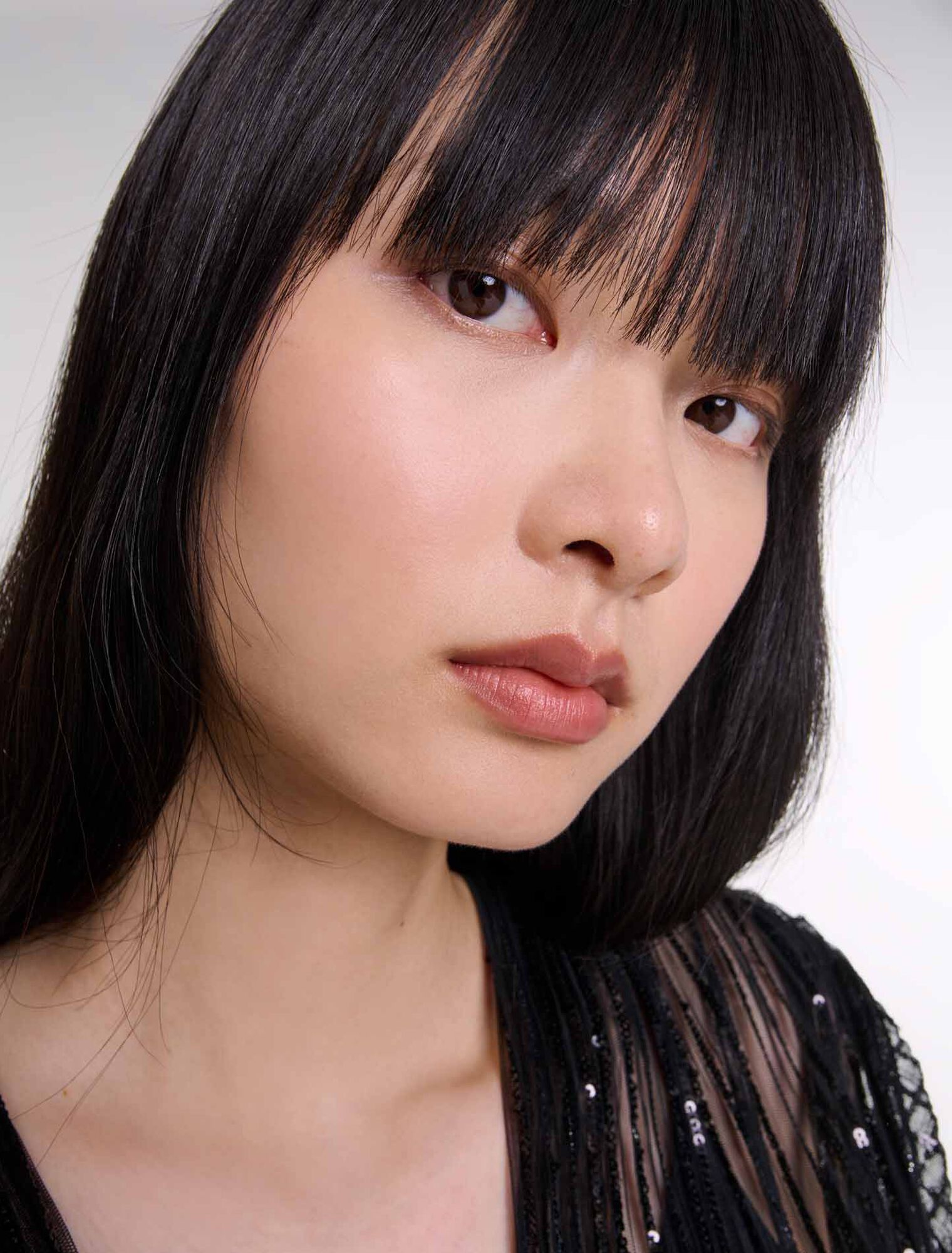 Pailletten-Top mit Gürtel