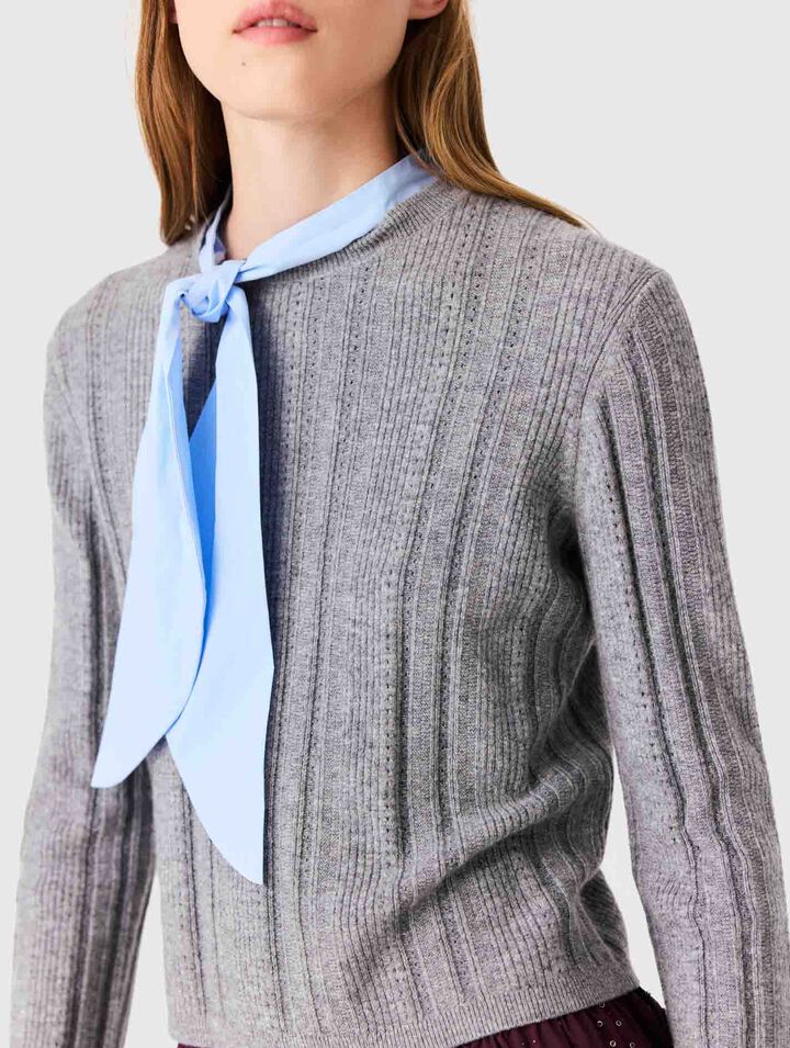 Pullover mit abnehmbarem Kragen