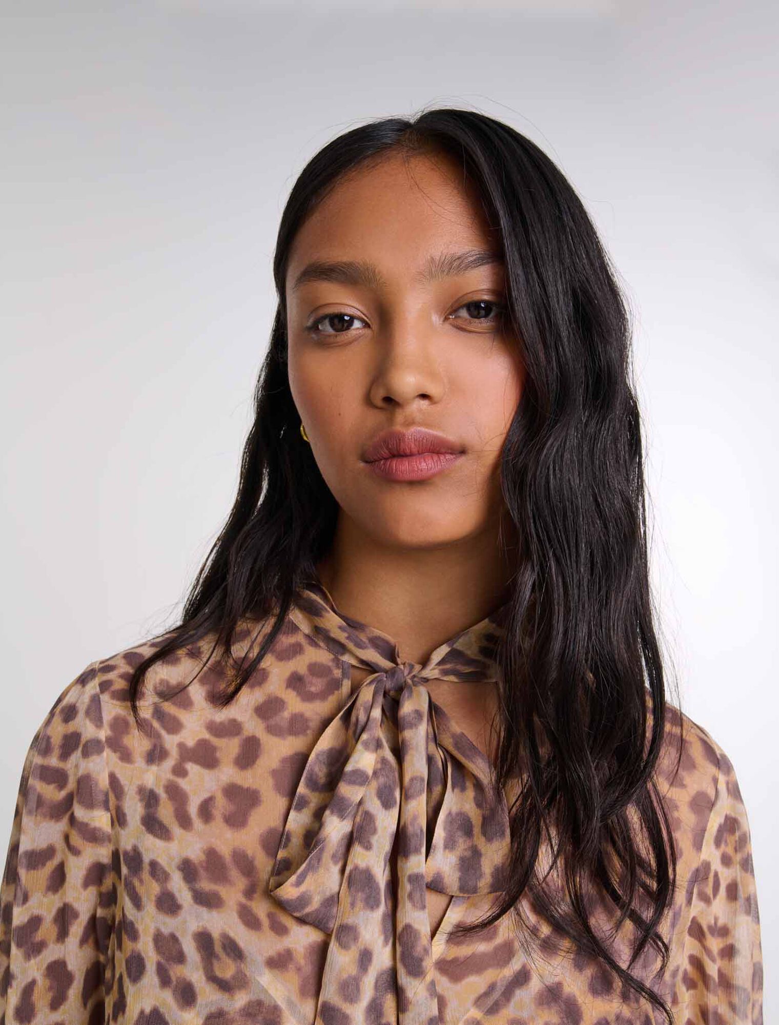 Kurzes Kleid mit Leopardenmuster