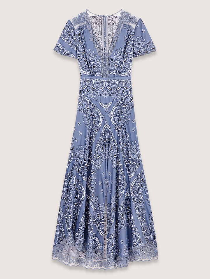 Langes fließendes Kleid mit Print