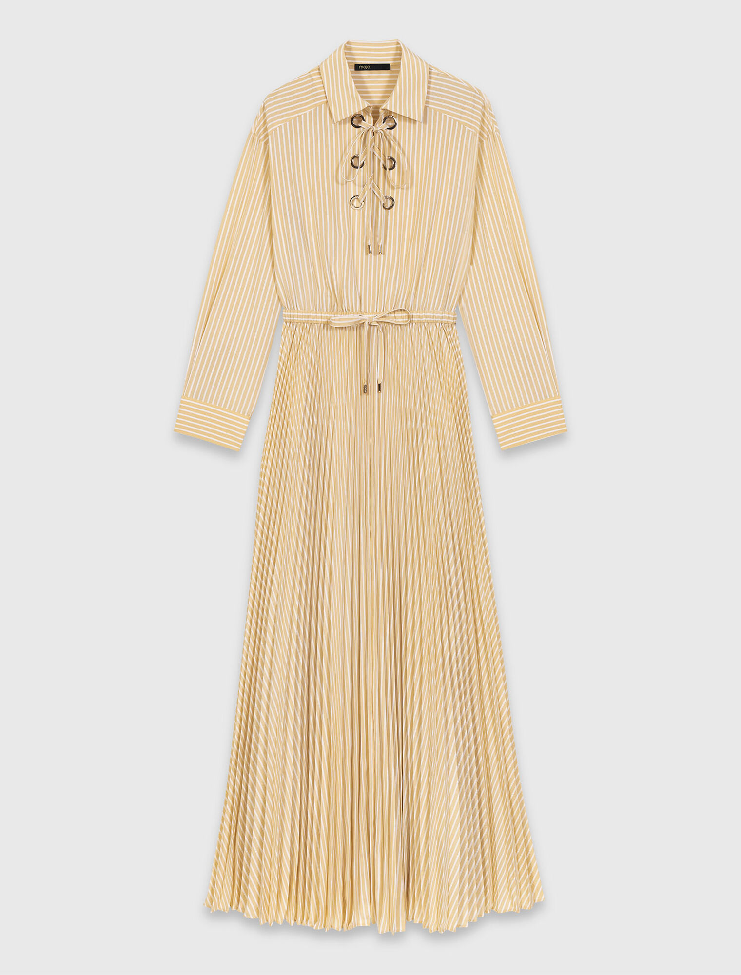 Langes Plisseekleid mit &Ouml;sen