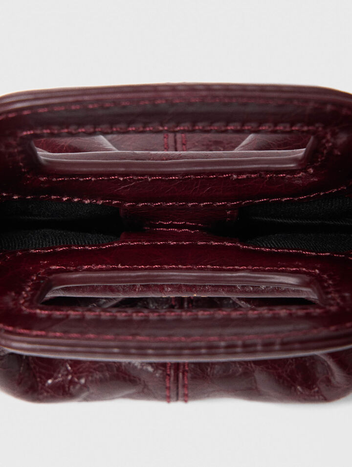 Mini-Clutch aus Craquelé-Leder