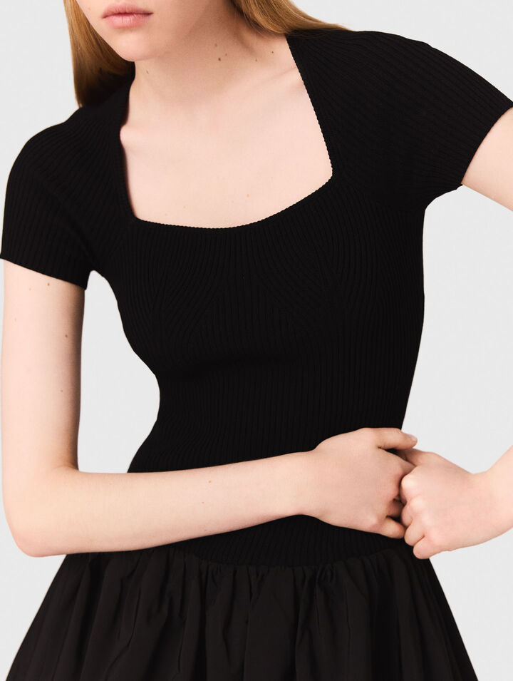 Langes Kleid aus Strick und Taffeta