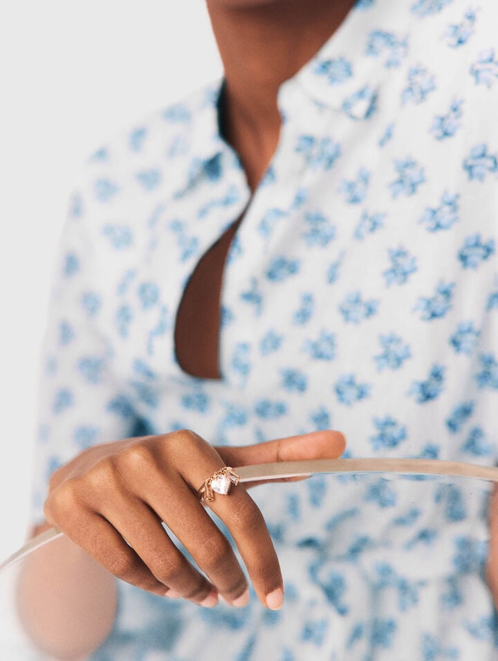 Goldfarbener Ring mit Strass