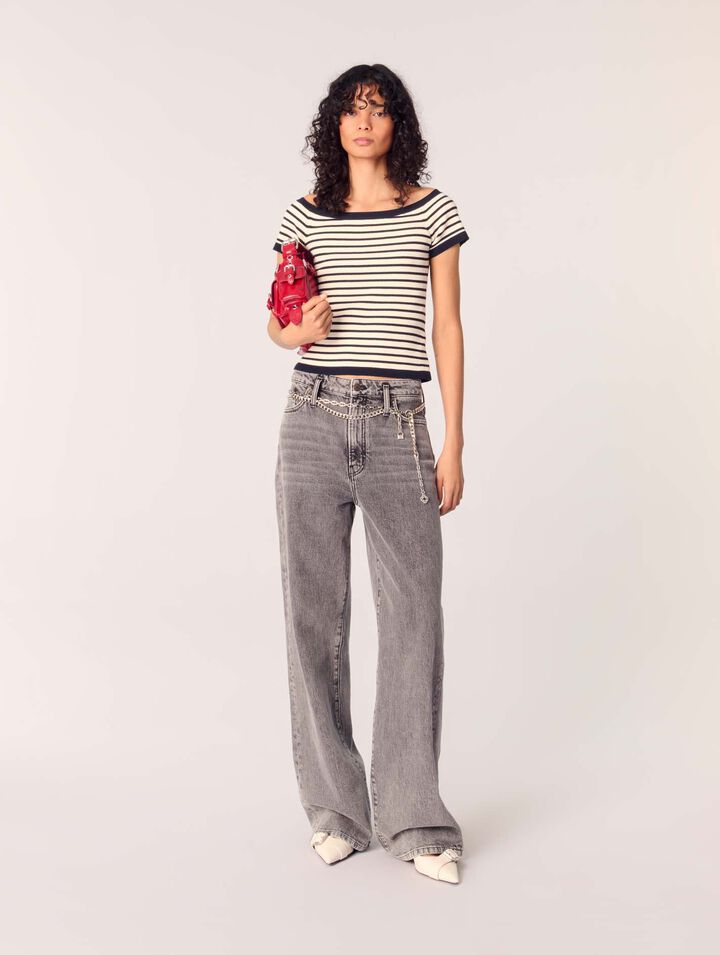 Weite Jeans mit Kettengürtel
