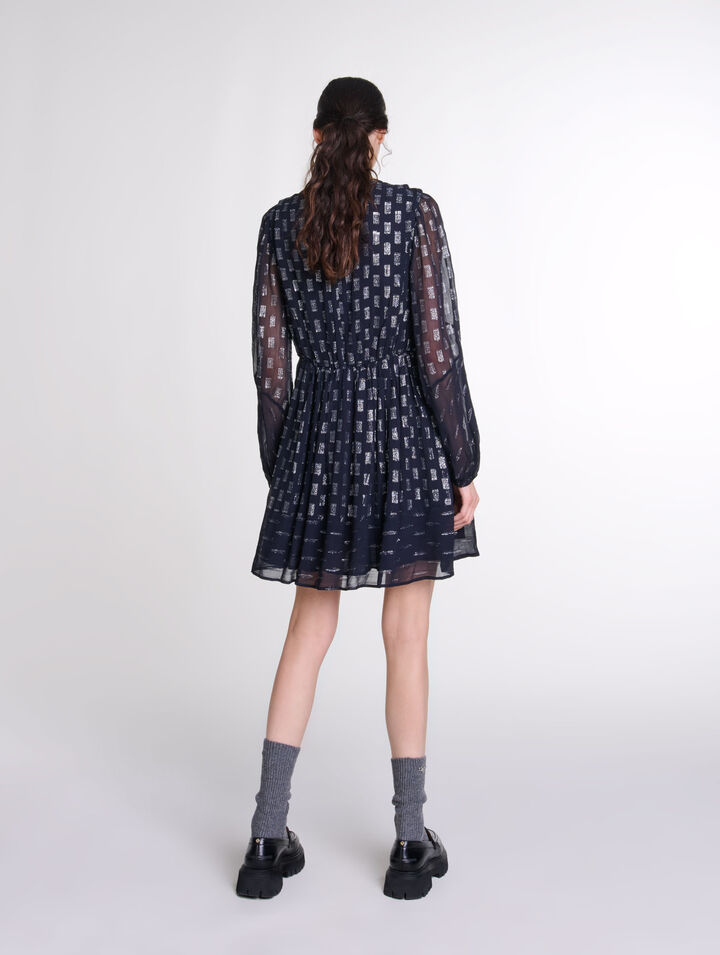 Kurzes plissiertes Kleid