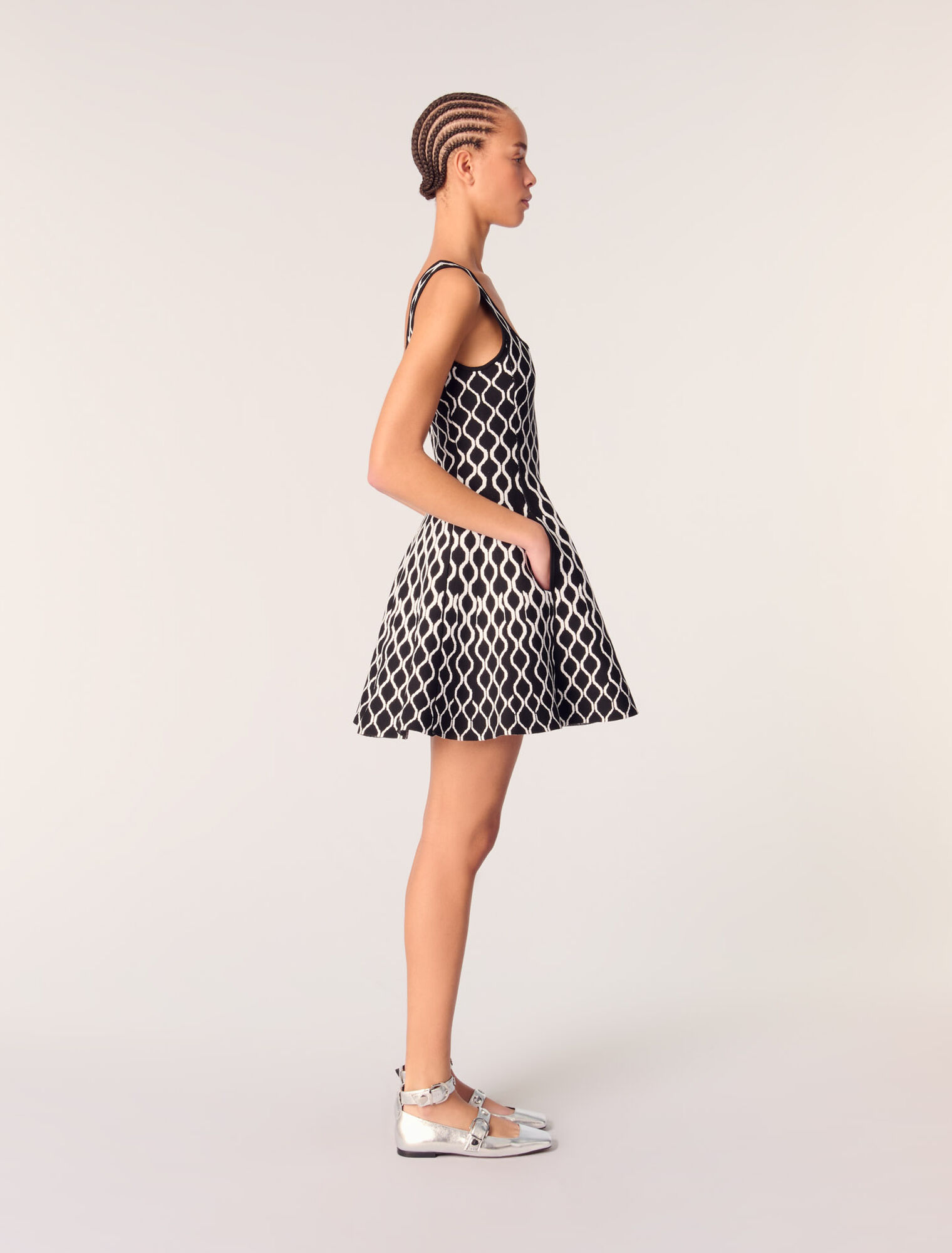 Kurzes Strickkleid mit Motiv
