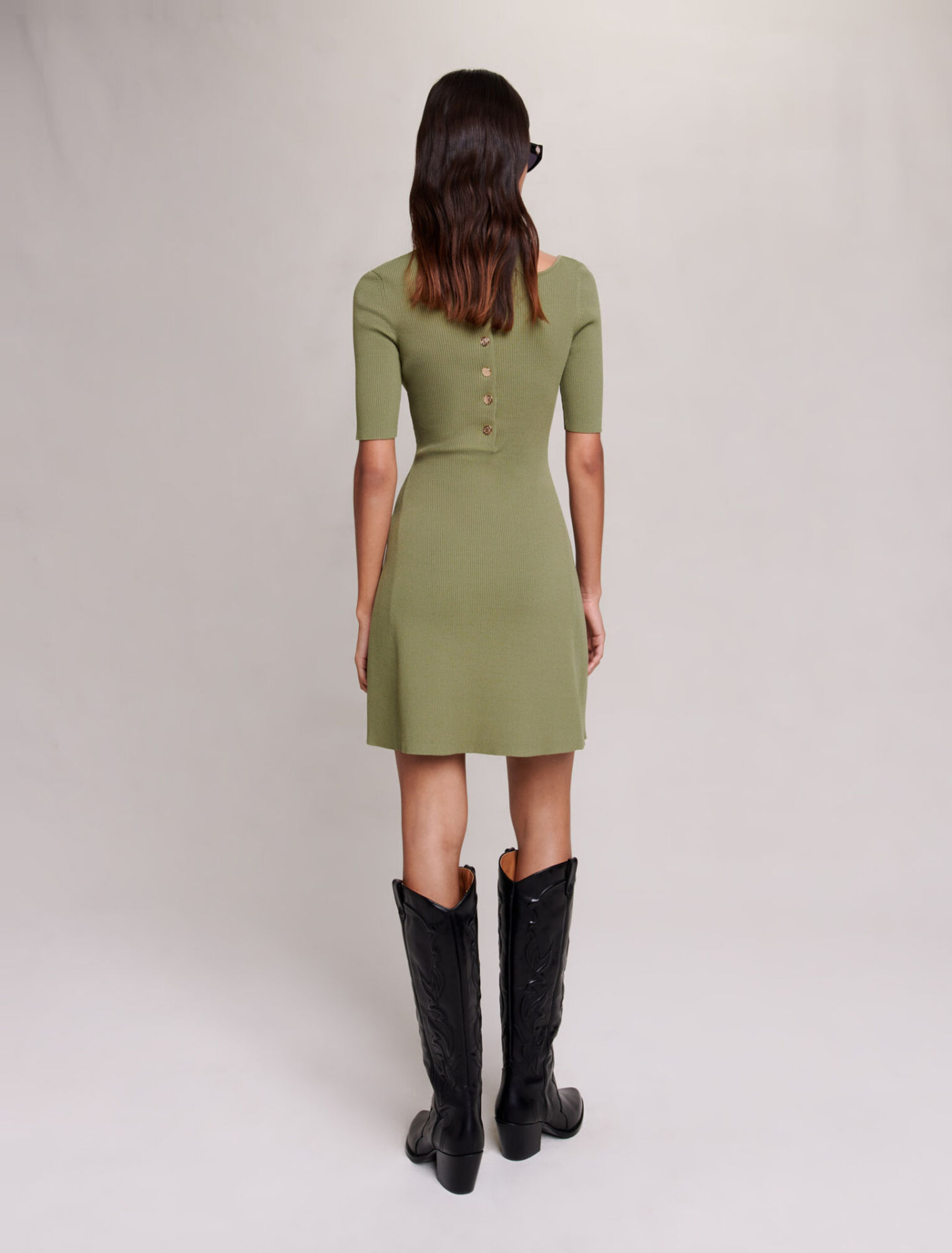 Strickkleid mit Cutout an den Schultern