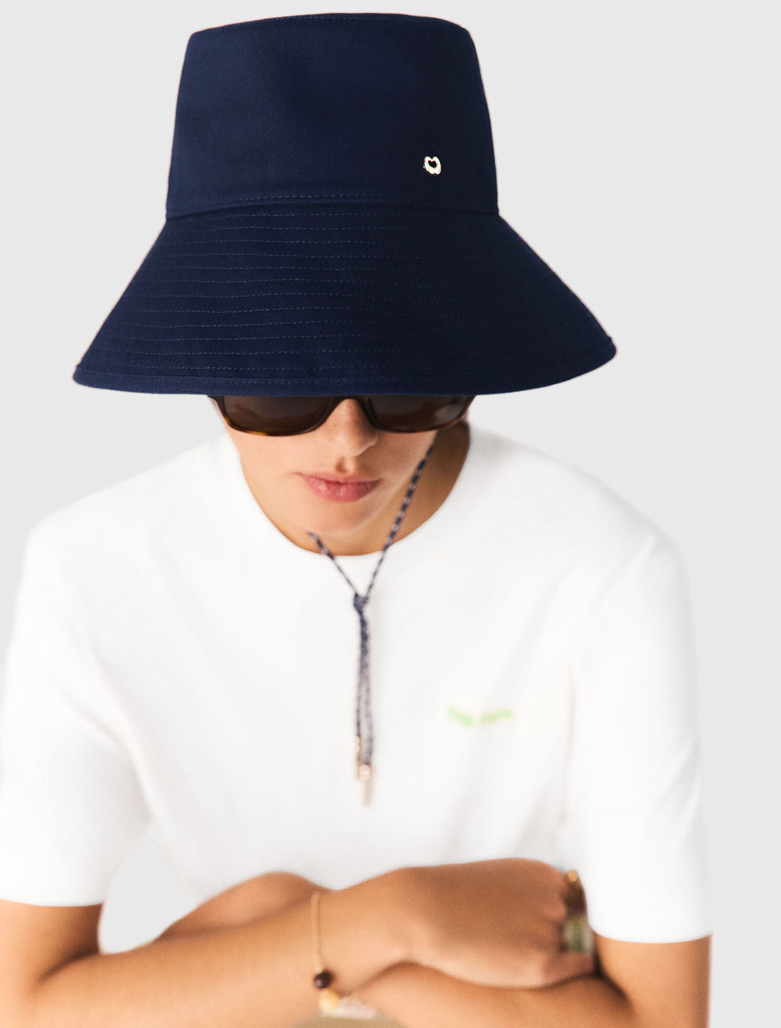 Bastelm&uuml;tze aus Baumwolle mit Kordel