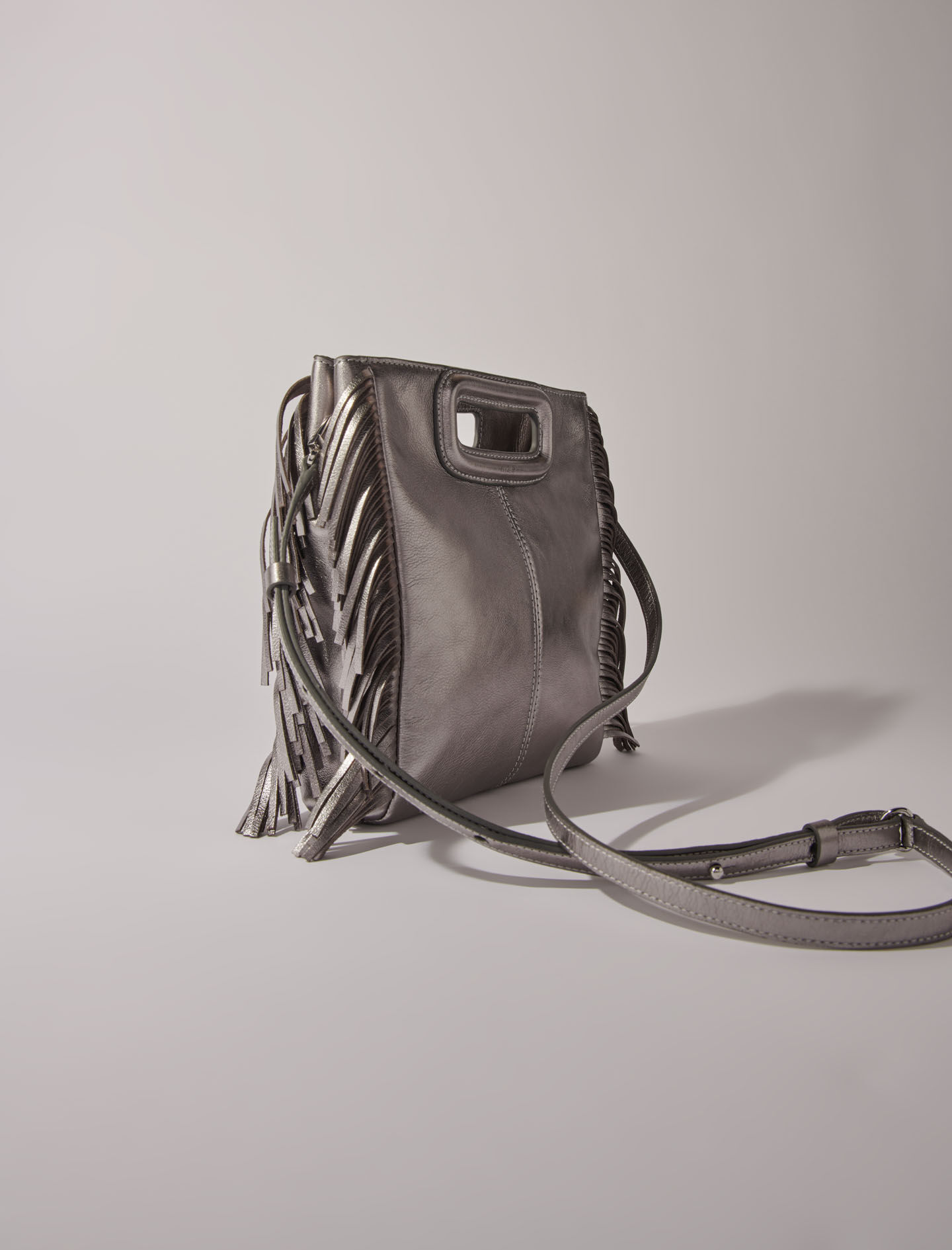 Ledertasche M in Gunmetal