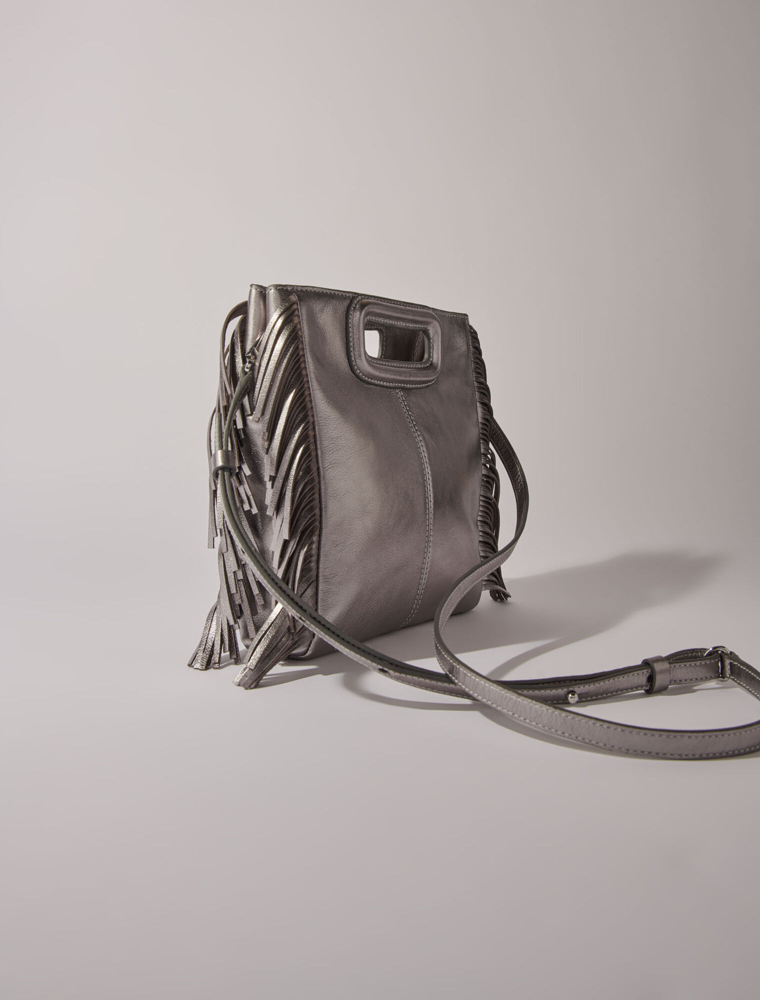 Ledertasche M in Gunmetal
