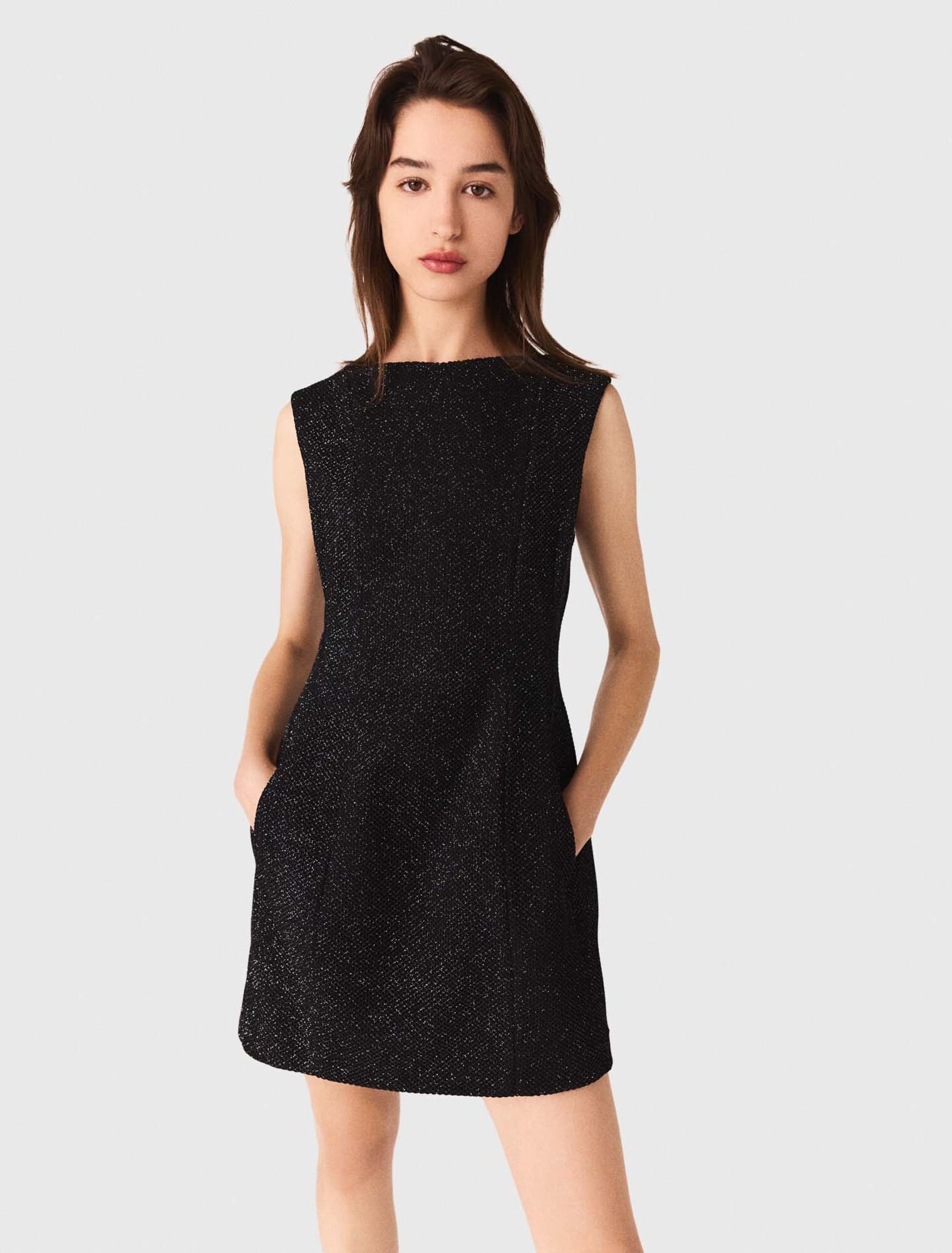Kurzes ausgestelltes Kleid mit Strass