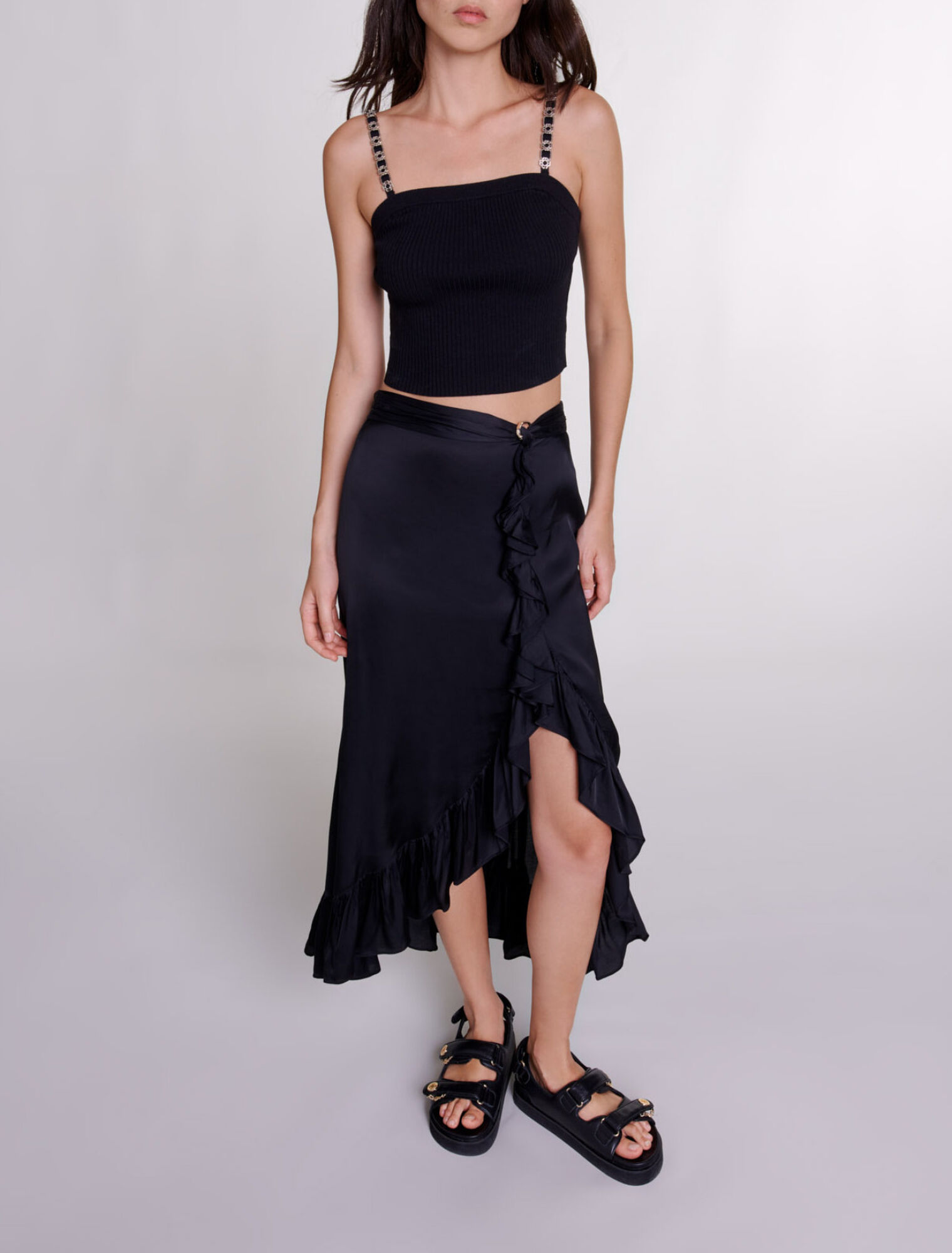 Langer Satinrock mit Volants