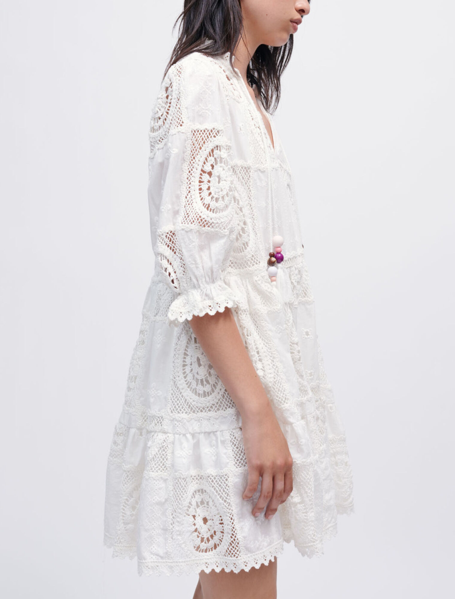 Kleid aus Voile und Häkelstrick