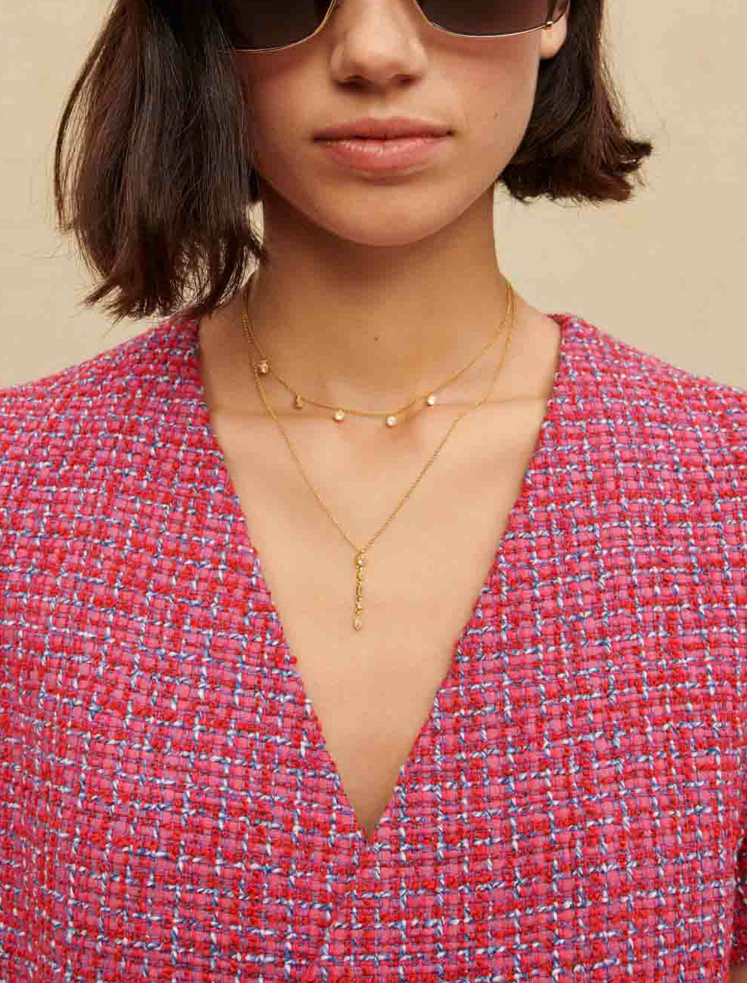 Kurzes Tweedkleid mit offenem Rücken