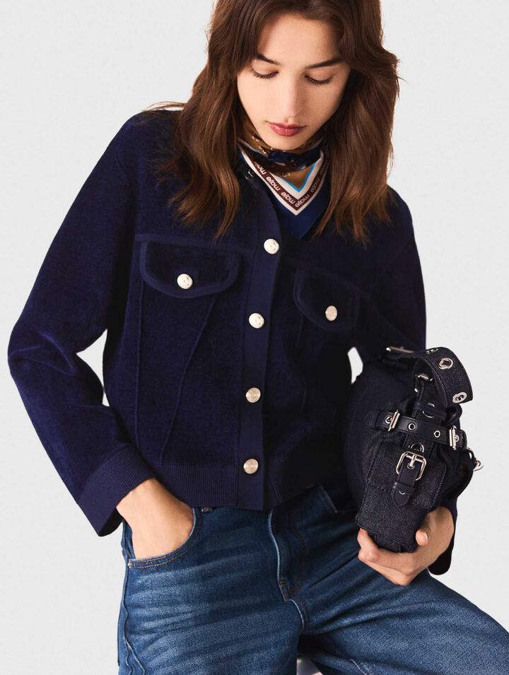 Kurze Samtjacke